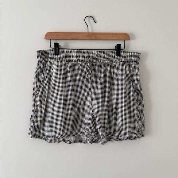 Pants - Black & White Gingham Drawstring Shorts
